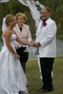 Rabbi bat Joseph officiates at wedding